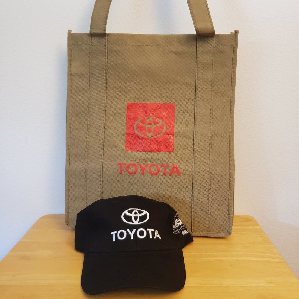Toyota Adjustable Buckle Strap Cap + Reusable Grocery Bag